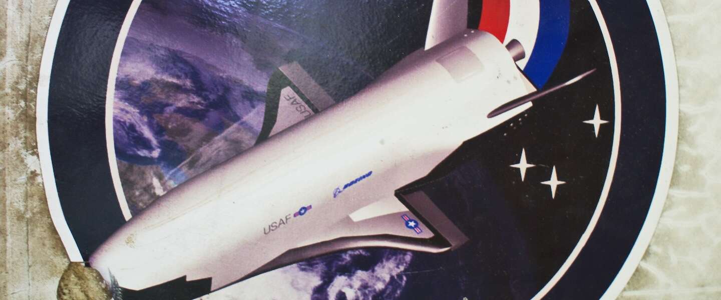 Onbemande ‘Space Shuttle’ na 908 dagen terug op Aarde
