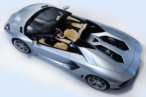 03_2012_Lamborghini_Aventador_Roadster