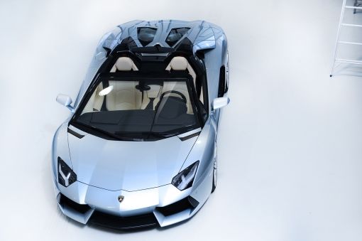 04_2012_Lamborghini_Aventador_Roadster