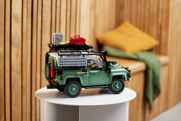 LEGO Defender