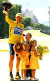 1122239028lance_armstrong