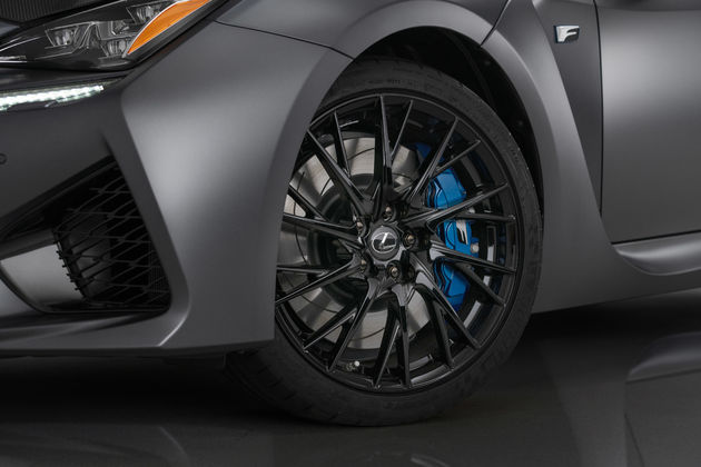 12-Lexus_RC_F_10th_Anniversary_Edition