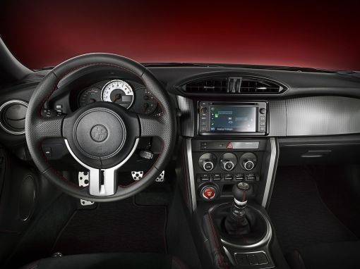 1304-06-GT86_TRD