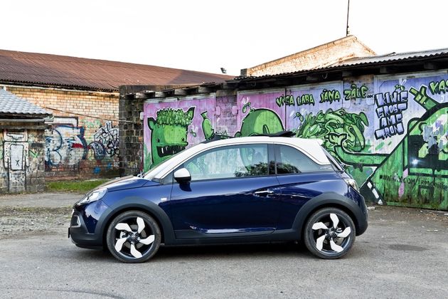 Opel_Adam_Rocks_Riga_blauw_1