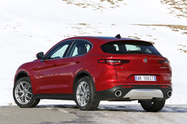 Alfa_Romeo_Stelvio_Stelvio_Pass (22)