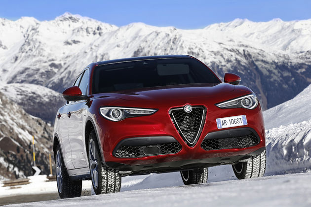 Alfa_Romeo_Stelvio_Stelvio_Pass (9)