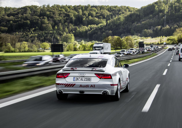 Audi-a7-piloteddriving