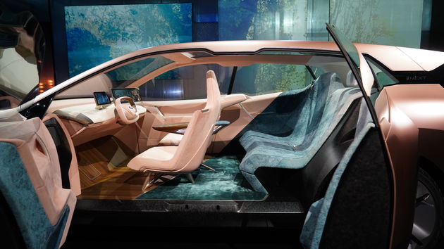 BMW_iNEXT_CES_04
