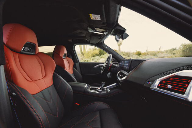 BMW_XM _Label_interior_02