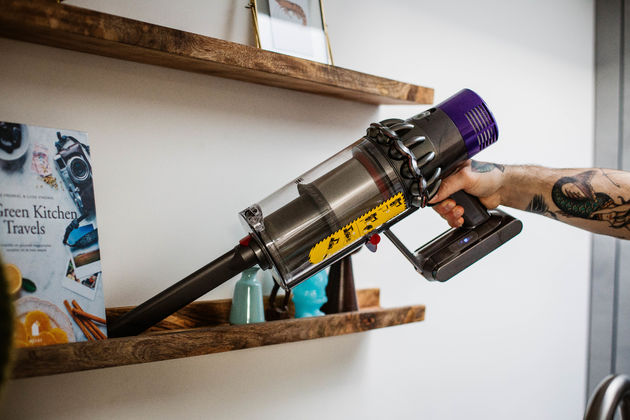 dyson-v10-7