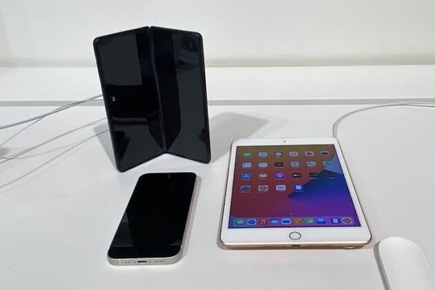 Fold3-iPhone-iPad