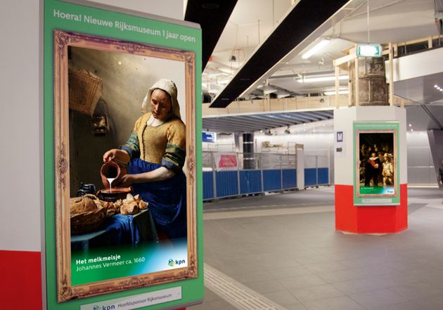 Geanimeerde digitale Nachtwacht te zien op metrostations in Rotterdam en Amsterdam #rijks1jaar