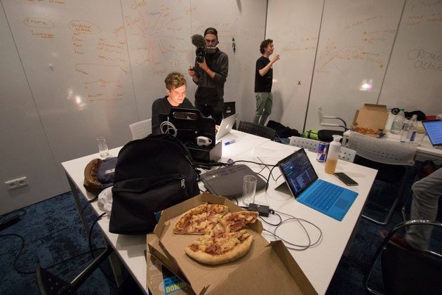 hackathon pizza