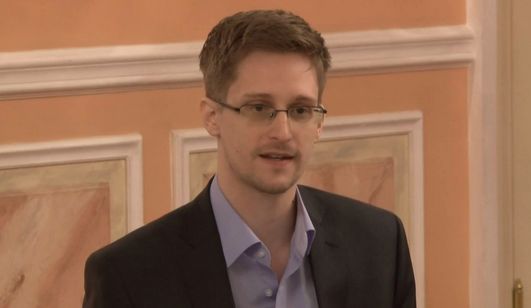 Het Europees Parlement laat Snowden vallen