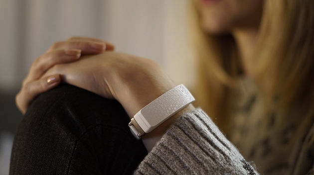 hey-bracelet-aanraken