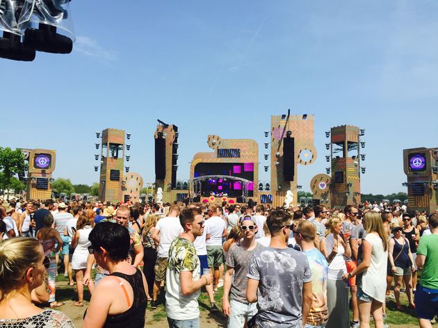 Extrema Outdoor The Diamond mainstage