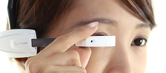 Intelligent Glass: het Japanse antwoord op Google Glass