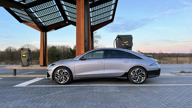 Ioniq_6_Fastned_Snelladen