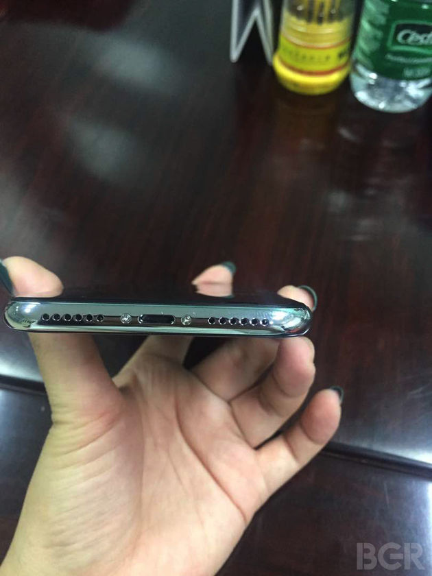 iphone-8-mockup-2
