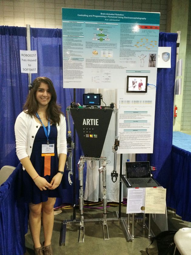 ISEF2015 INTEL ROBO027I Ava Lakmazah Robot HumanoidElectroencephalography