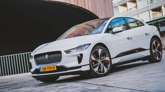 Jaguar_I-Pace_355