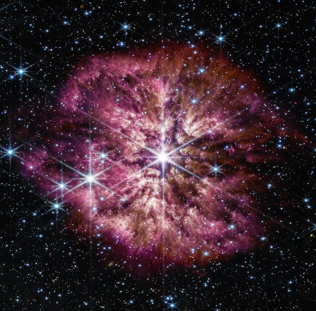 JamesWebb-Supernova-a