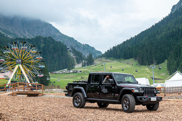 Jeep Gladiator Camp Jeep 2019