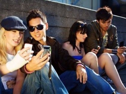 Jongeren vaker online met smartphone