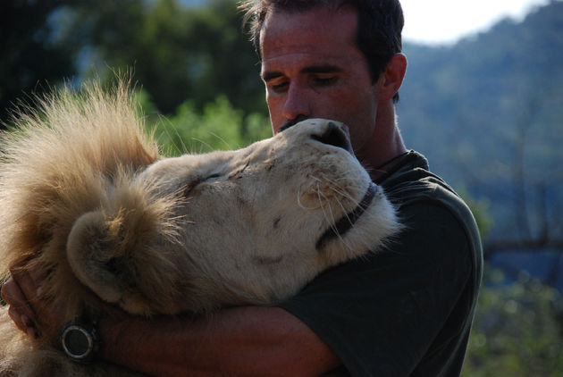 LionWhisperer_003