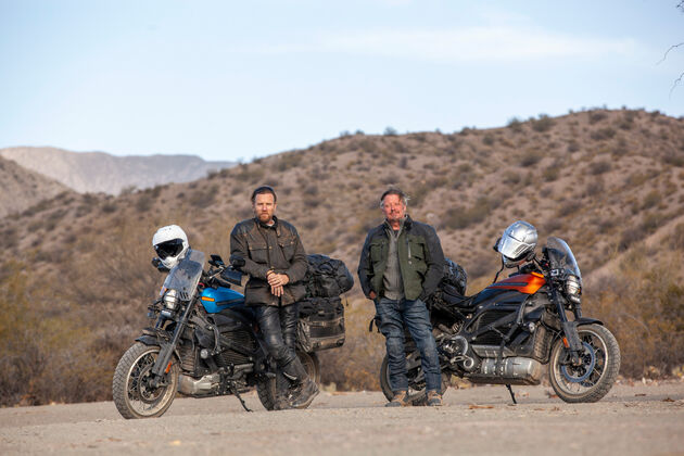 Long_Way_Up_Photo_010402