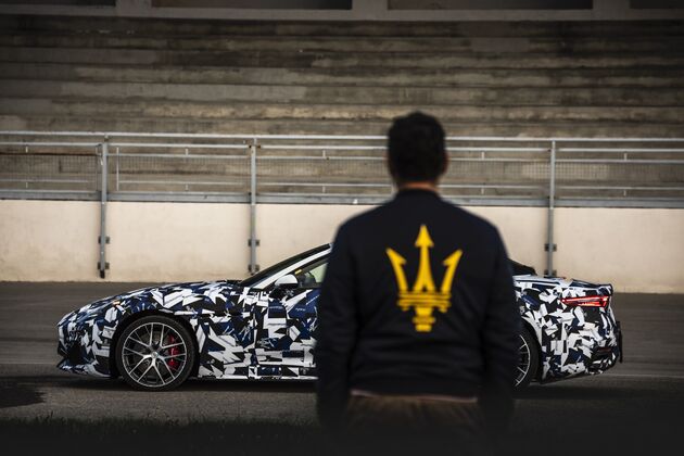 Maserati_GranCabrio_spyshot_1