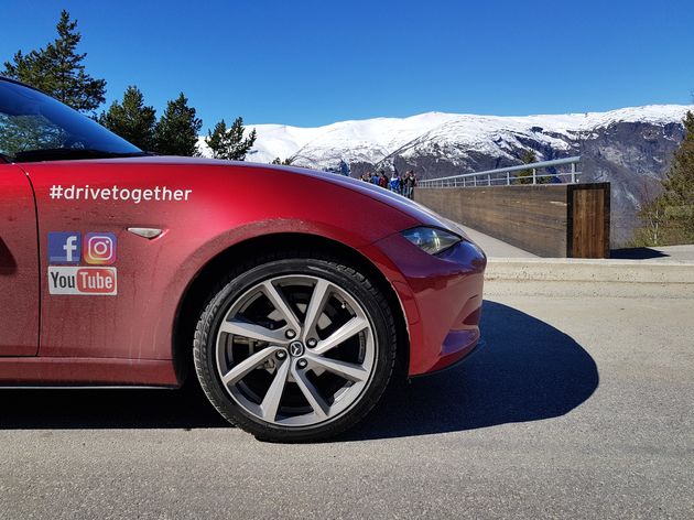 Mazda_MX5_RF_Rood_7