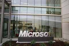 Microsoft strikt grootste cloud computing klant ooit