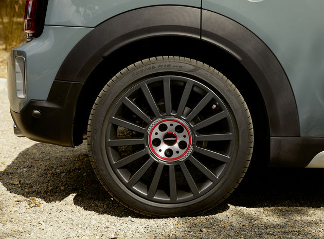 Mini_Countryman_2
