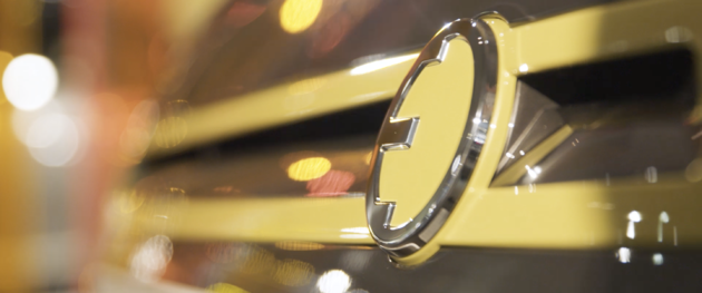 MINI_Electric_Close_up_4