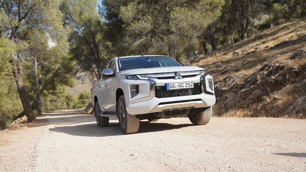Mitsubishi_L200_582