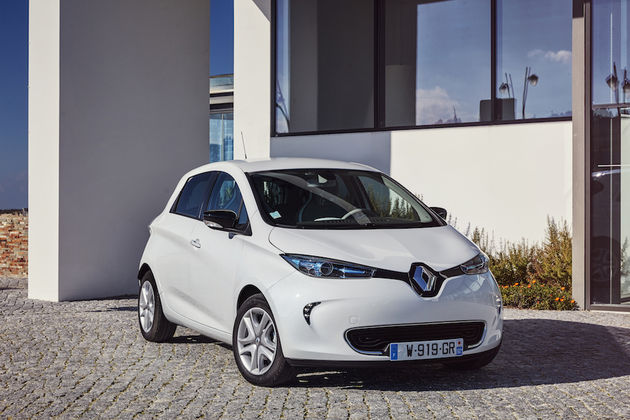 New_Renault_Zoe_PearlWhite_YB_41