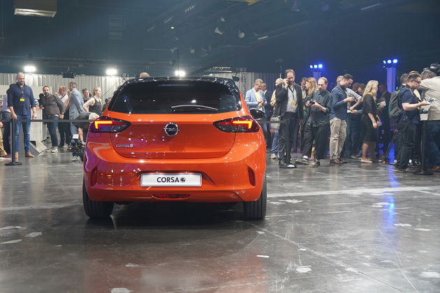 Opel_Corsa_e_4