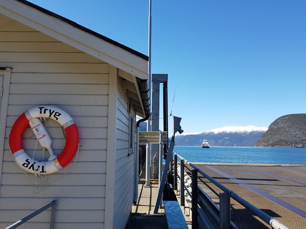 Oversteek_ferrie_Sognefjord