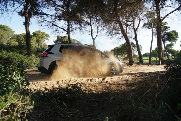 Peugeot_2008_Grip_Control_3