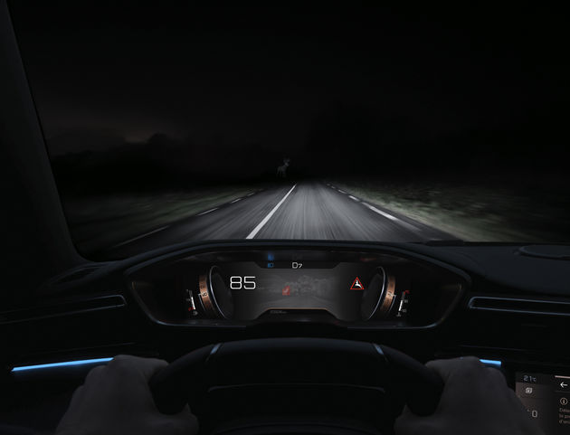 PEUGEOT_508_04
