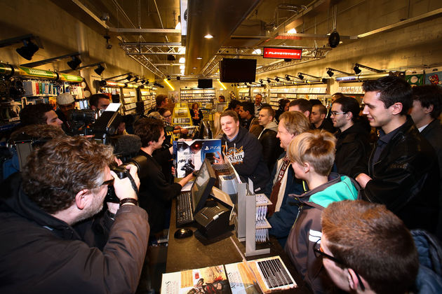 Playstation 4 gekte ging afgelopen nacht ook in Nederland van start