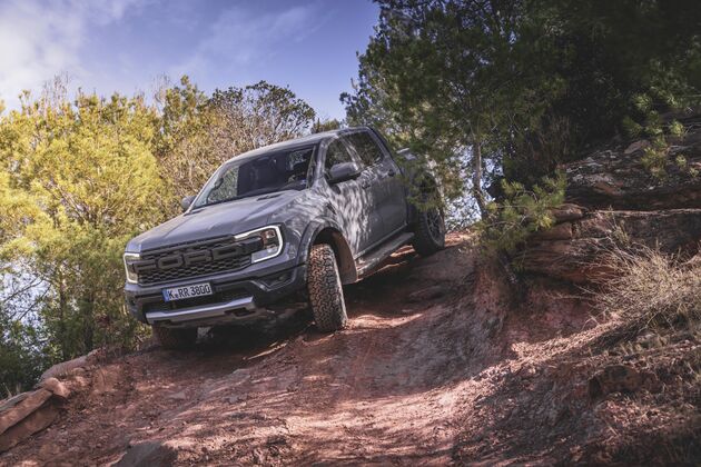 Ranger_Raptor-Conquer_Grey-05 (1)