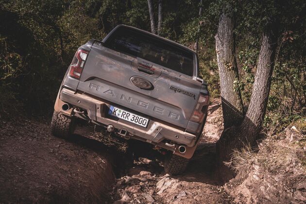 Ranger_Raptor-Conquer_Grey-07