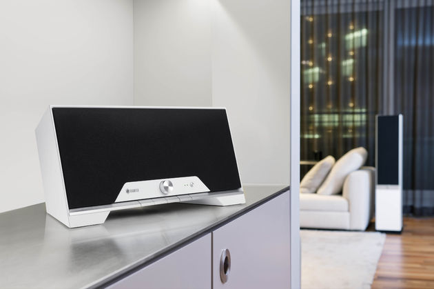 raumfeld_one_M_white_lifestyle_300dpi (2)