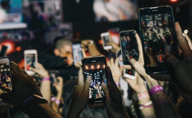 Smartphones-FB