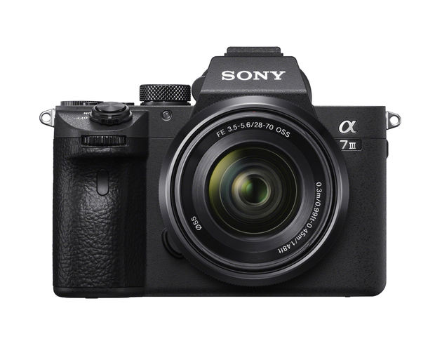 sony-a7III_FE2870_front_EU01