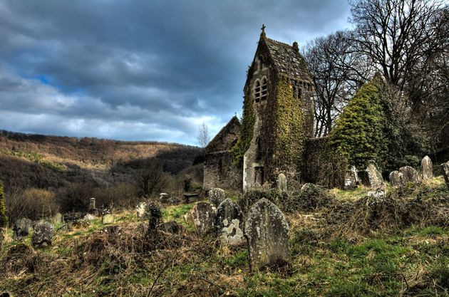 st-mary-the-virgin-church-tintern-by-guy-berresford
