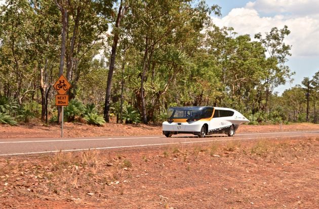 'Stella' rijdt in Australië 875 km met 1 acculading