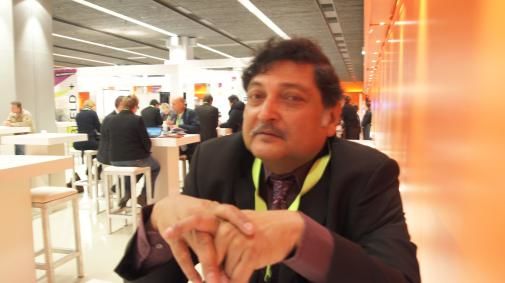 Sugata Mitra: toekomstige rol leraar "formuleren zoek opdrachten"